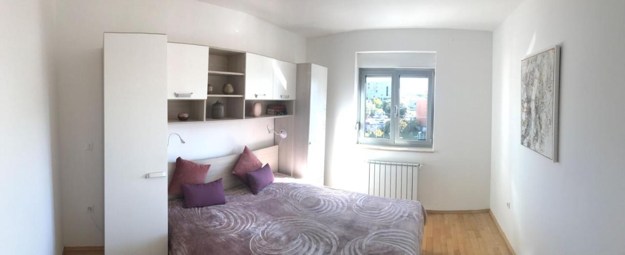 Apartment Angela With Private Garage Slot PUY Exterior foto